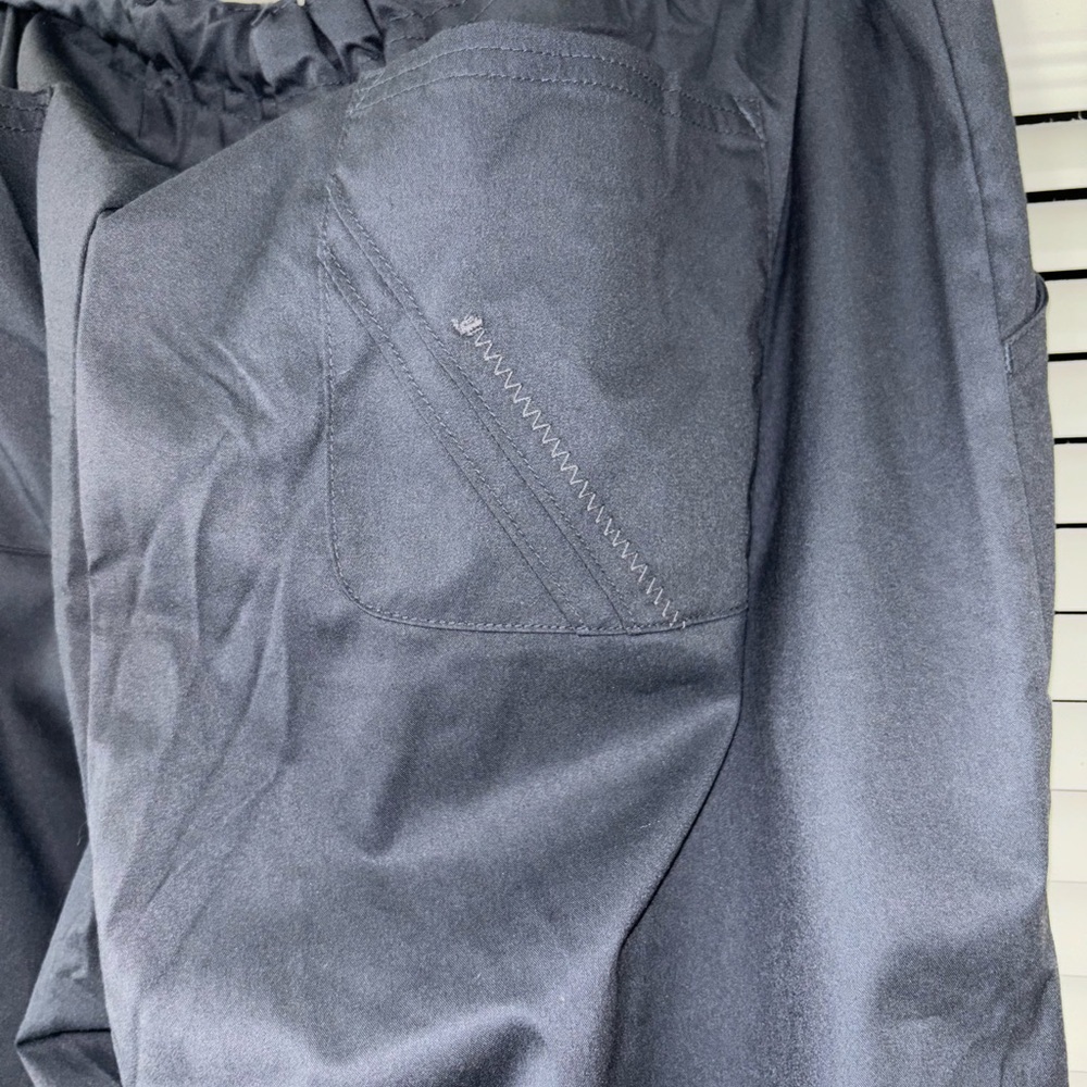 Cherokee Luxe scrub pants - Picture 6 of 10